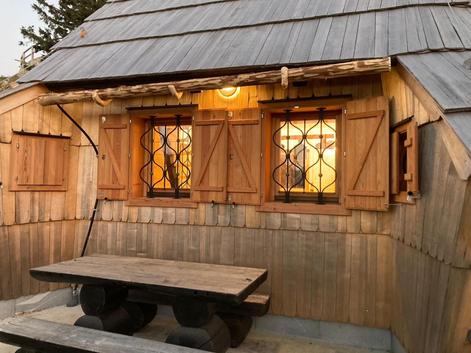 Chalet Lepenatka With Sauna - I Feel Alps Stahovica Eksteriør billede
