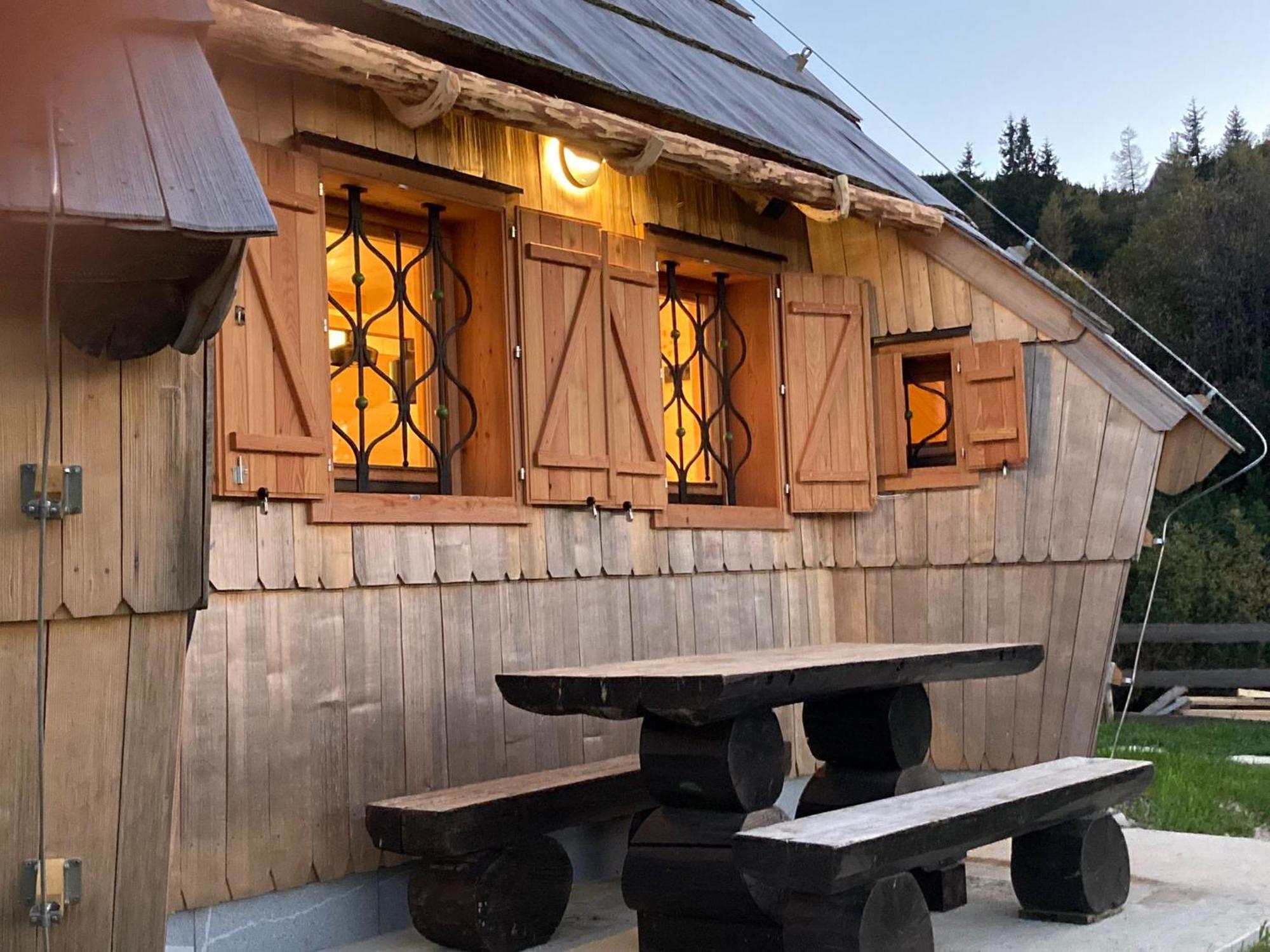 Chalet Lepenatka With Sauna - I Feel Alps Stahovica Eksteriør billede