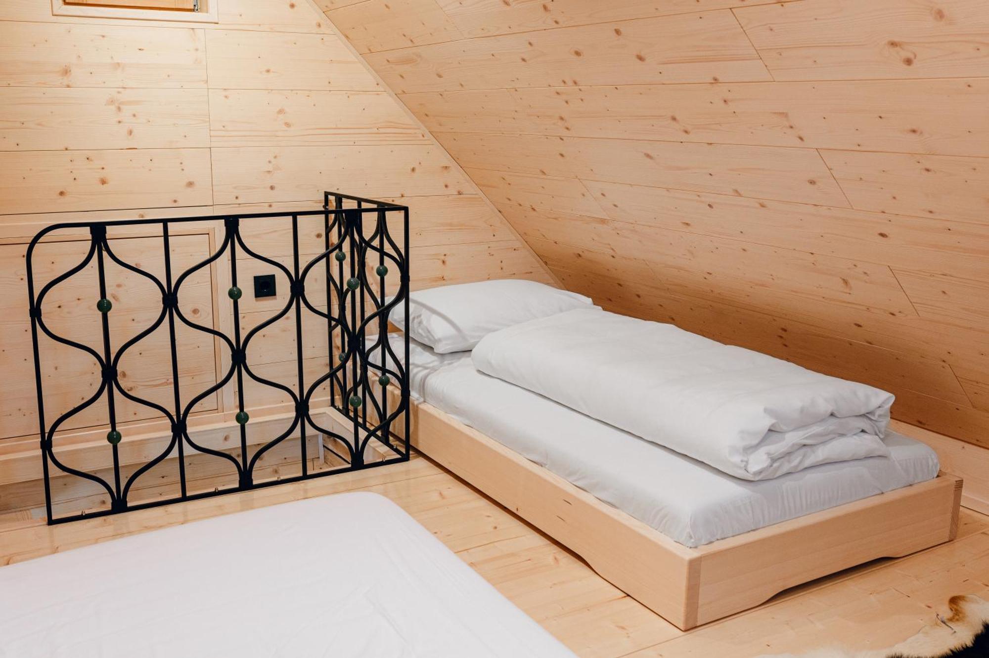 Chalet Lepenatka With Sauna - I Feel Alps Stahovica Eksteriør billede